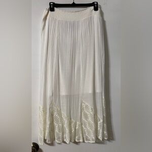 Apt. 9 White & Cream A-Line Skirt with Lace Detail Medium